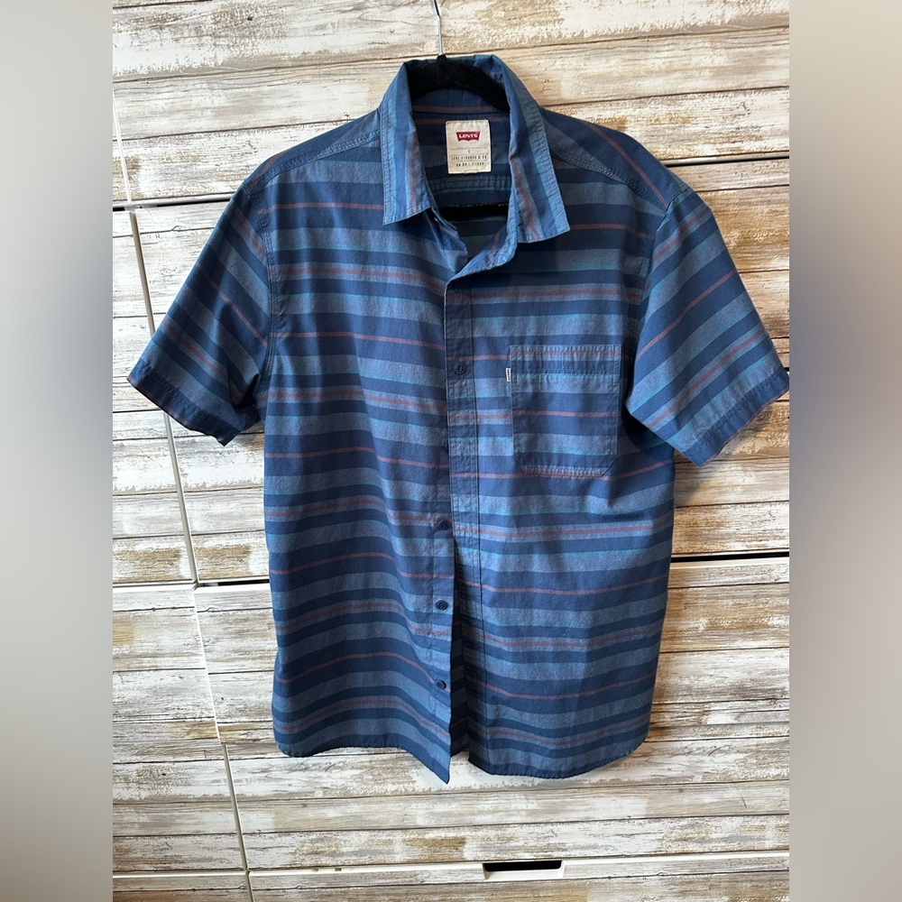 👔 Levi’s Blue Striped Short Sleeve Button Front Shirt Men’s Large